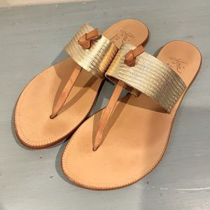 Joie “La Plage” thong sandals